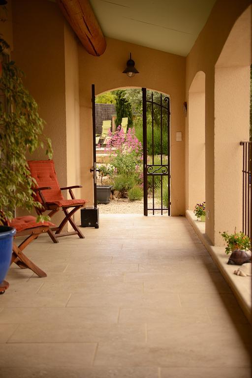 Mas De Carabelle Bed & Breakfast La Roque-Alric Oda fotoğraf
