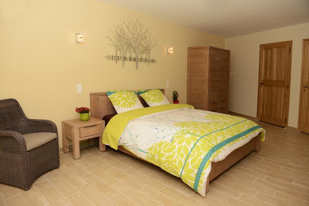 Mas De Carabelle Bed & Breakfast La Roque-Alric Oda fotoğraf