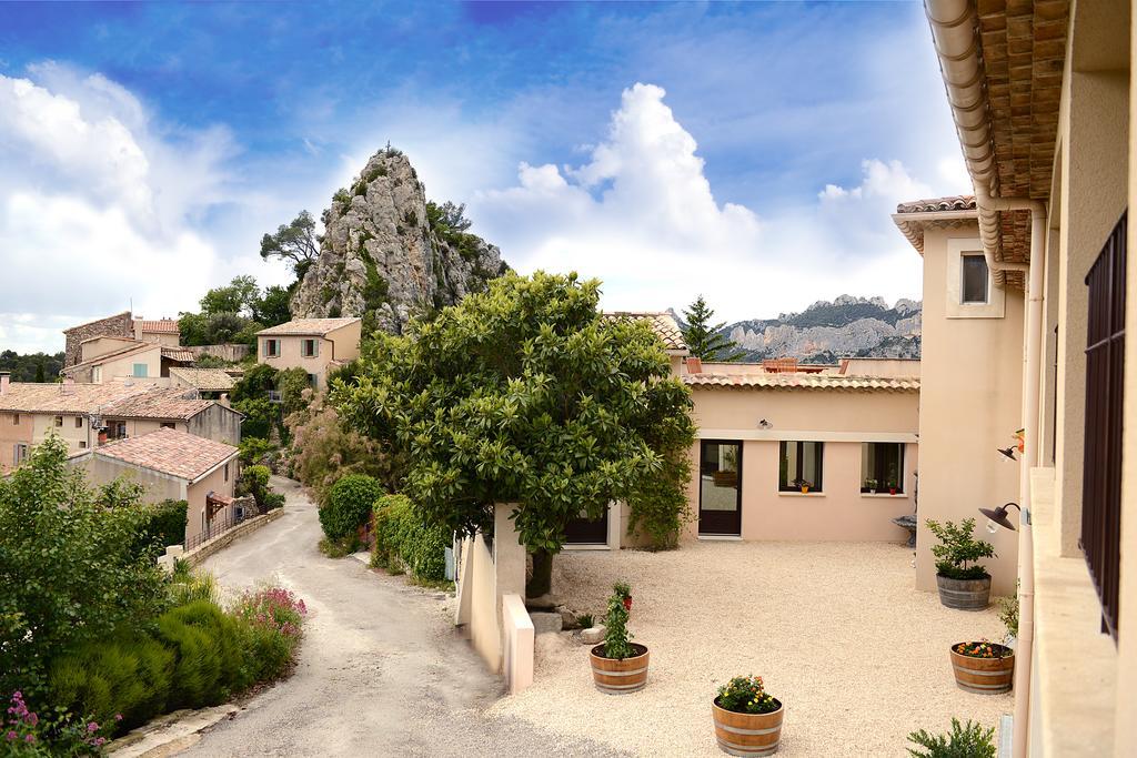 Mas De Carabelle Bed & Breakfast La Roque-Alric Dış mekan fotoğraf