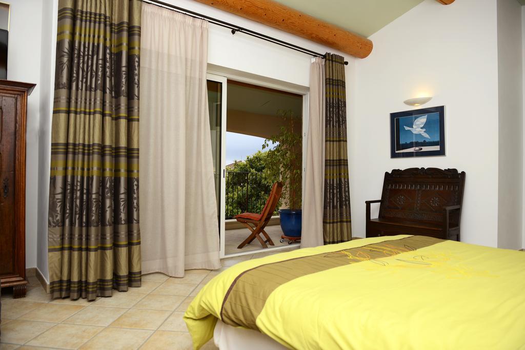 Mas De Carabelle Bed & Breakfast La Roque-Alric Oda fotoğraf