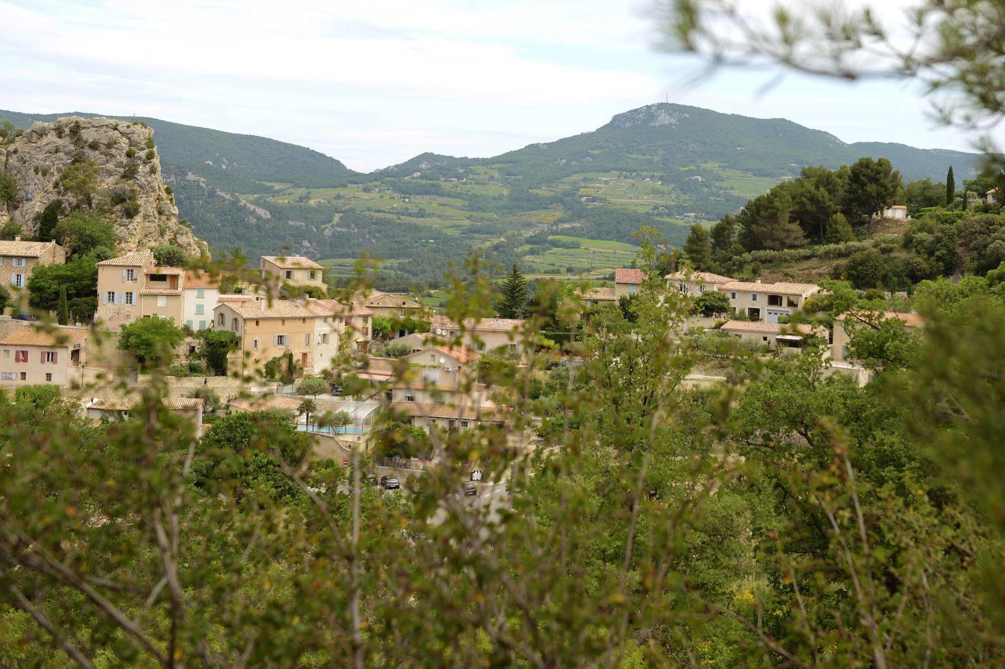 Mas De Carabelle Bed & Breakfast La Roque-Alric Dış mekan fotoğraf